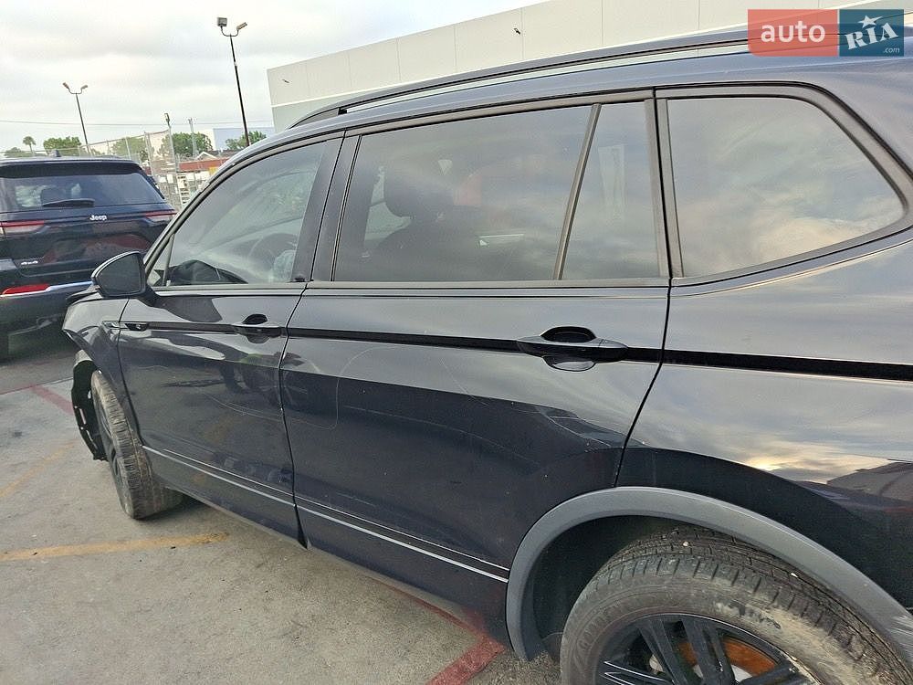 Volkswagen Tiguan Allspace 2022 VIN 3VVCB7AX5NM054881 фото оголошення 7 з 31