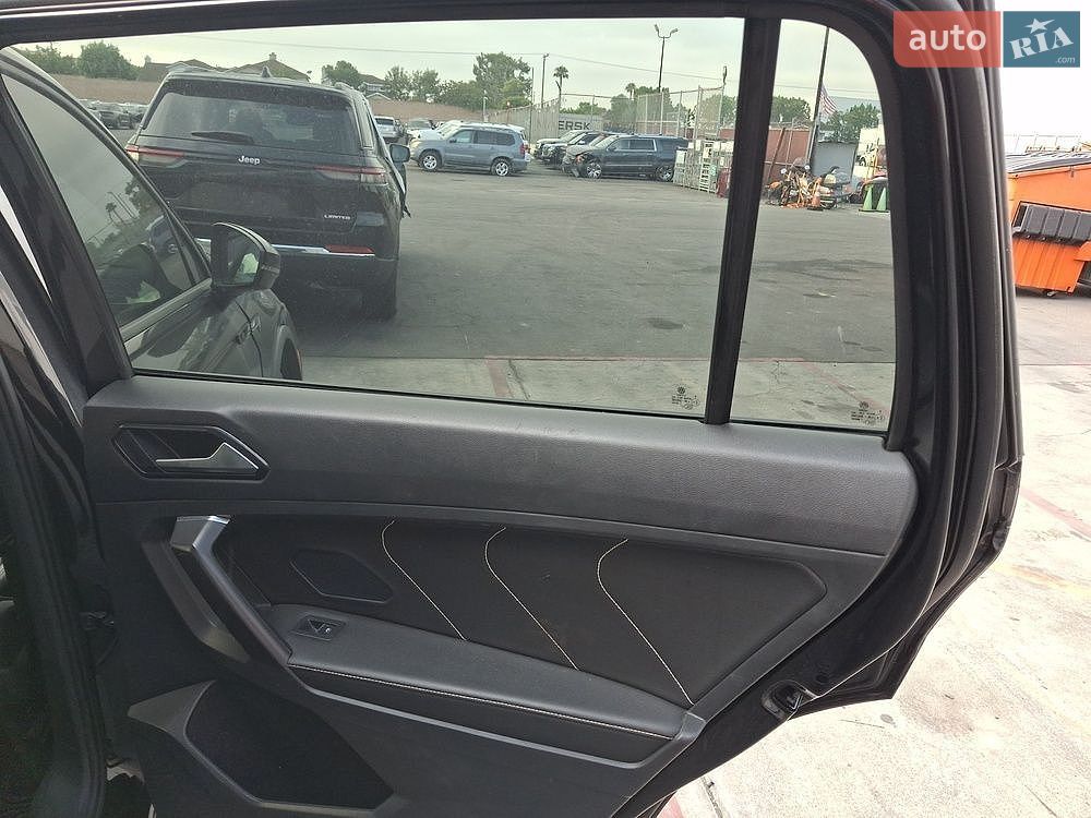 Volkswagen Tiguan Allspace 2022 VIN 3VVCB7AX5NM054881 фото оголошення 13 з 31