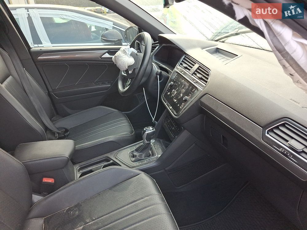 Volkswagen Tiguan Allspace 2022 VIN 3VVCB7AX5NM054881 фото оголошення 11 з 31