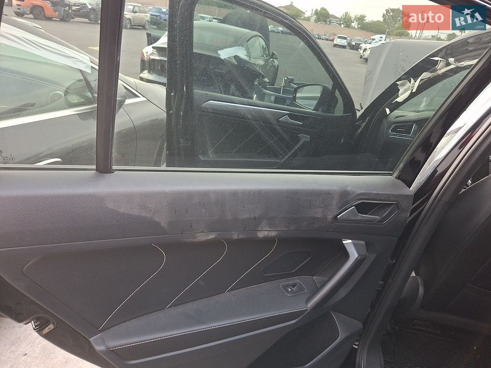 Volkswagen Tiguan Allspace 2022 VIN 3VVCB7AX5NM054881 фото оголошення 21 з 31