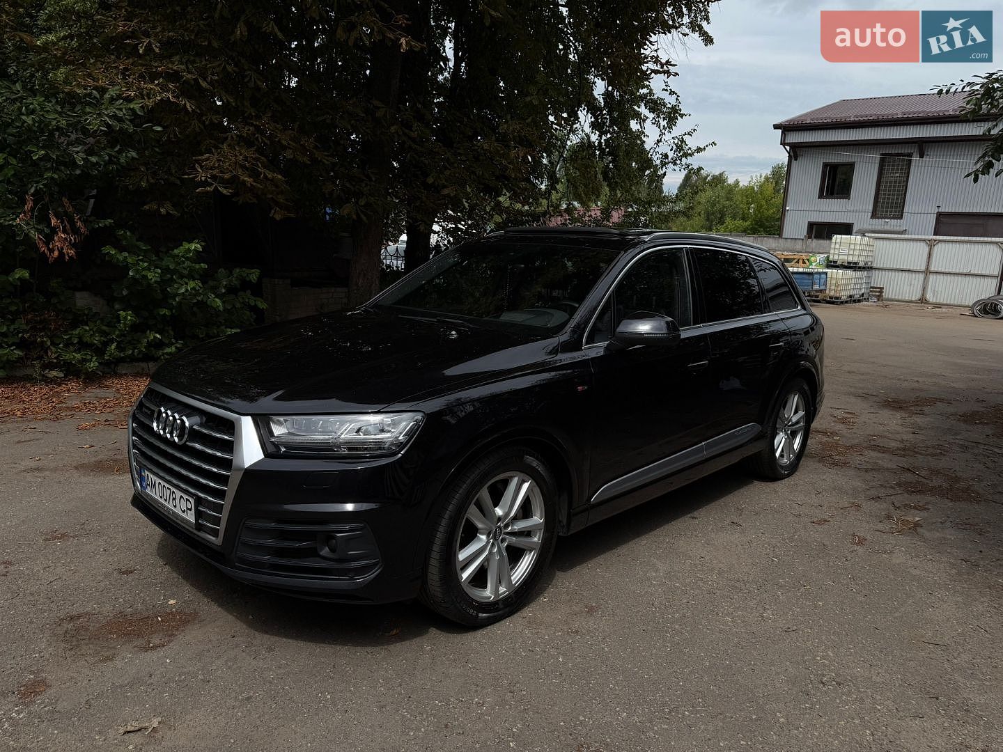 Audi Q7 2015 VIN WAUZZZ4M5GD011641 фото оголошення 28 з 79