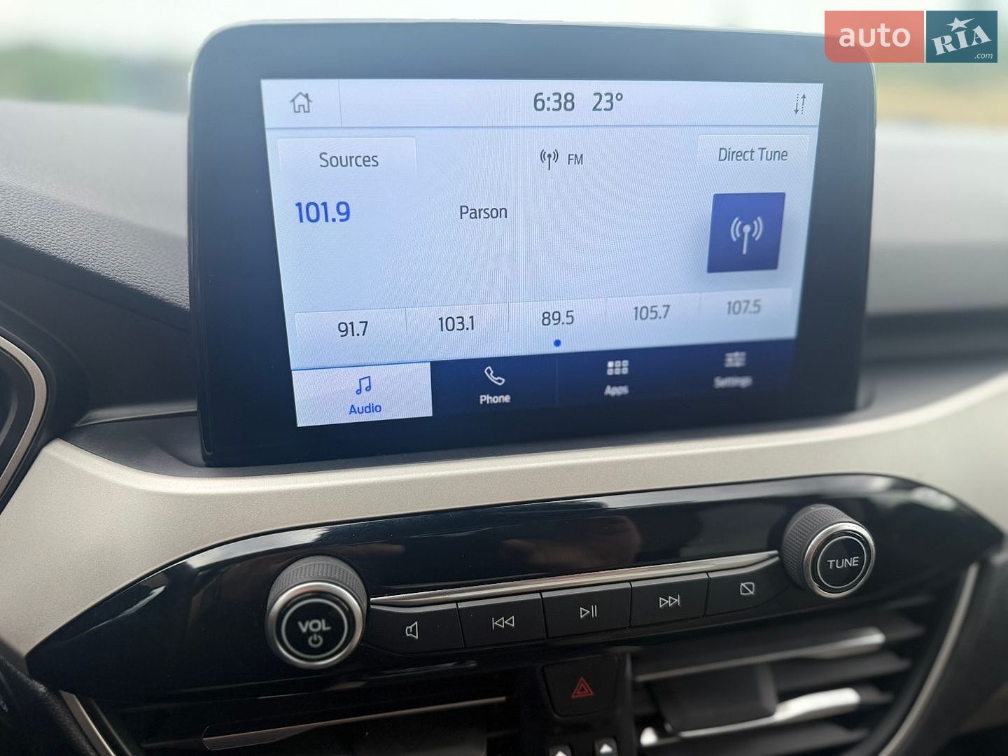 Ford Escape 2020 VIN 1FMCU0G66LUC04788 фото оголошення 10 з 18