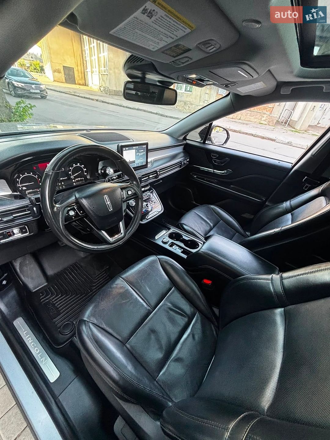 Lincoln Corsair 2021 VIN 5LMCJ1C95MUL28113 фото оголошення 16 з 50