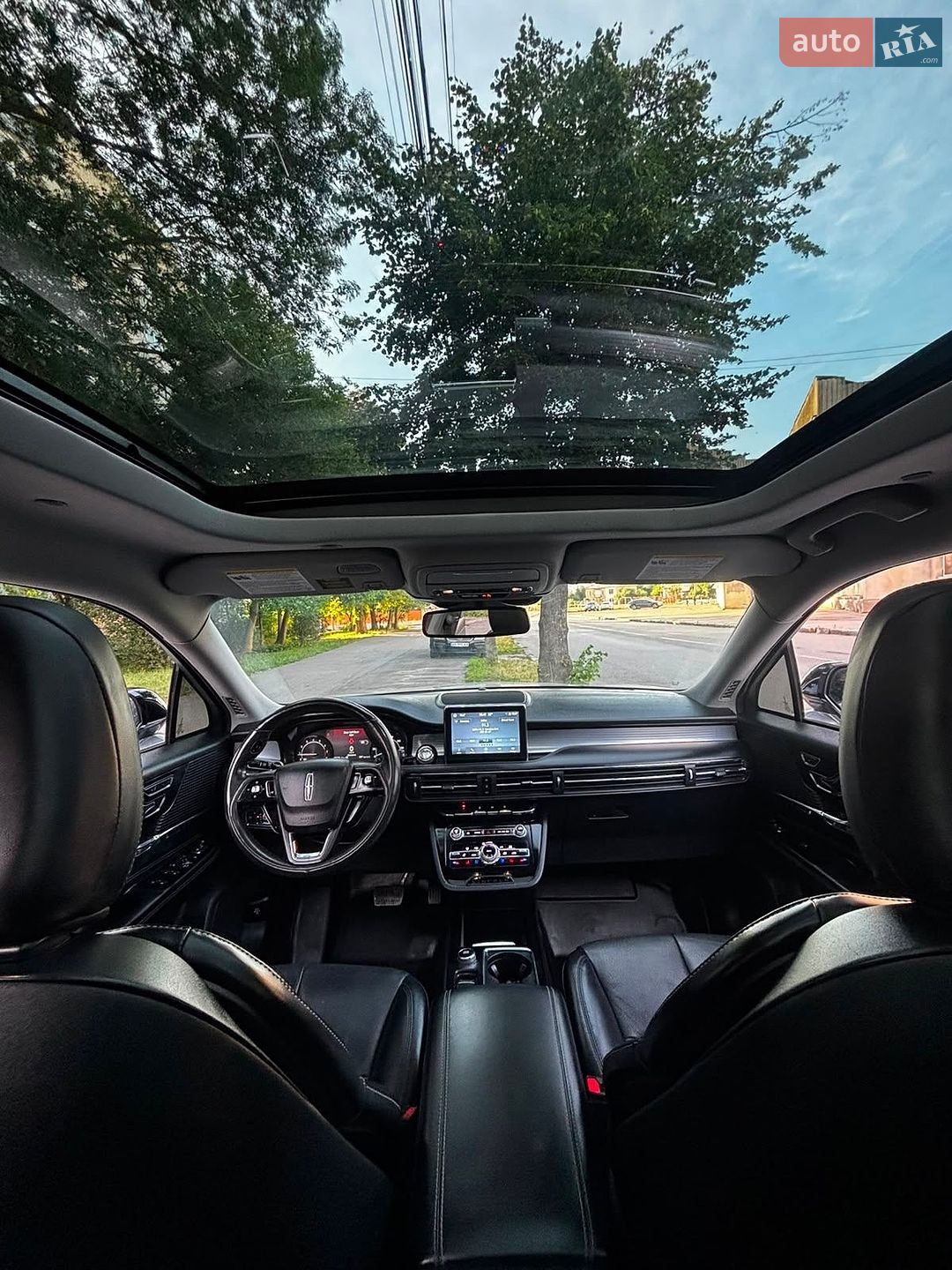 Lincoln Corsair 2021 VIN 5LMCJ1C95MUL28113 фото оголошення 15 з 50