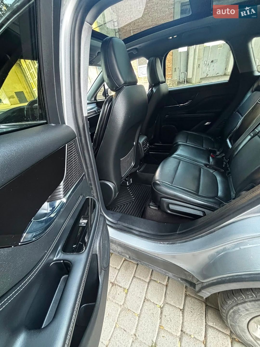 Lincoln Corsair 2021 VIN 5LMCJ1C95MUL28113 фото оголошення 29 з 50