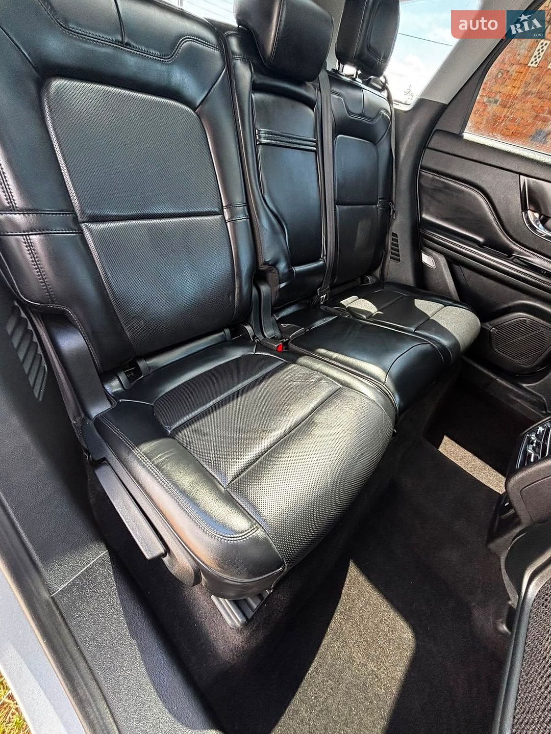 Lincoln Corsair 2021 VIN 5LMCJ1C95MUL28113 фото оголошення 37 з 50