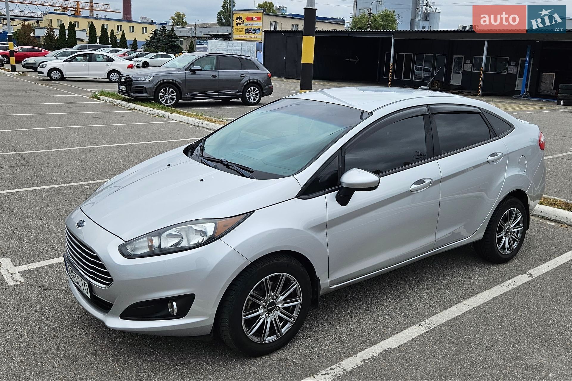 Ford Fiesta 2018 VIN 3FADP4BJ6JM104538 фото оголошення 11 з 32