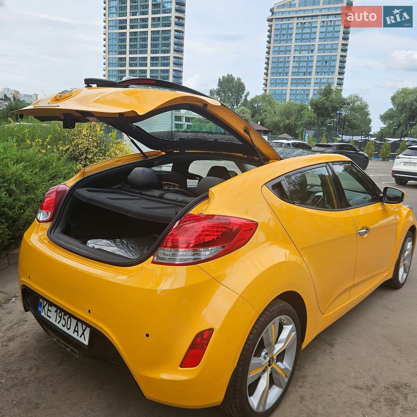 Hyundai Veloster 2012 VIN KMHTC61CBCU056489 фото оголошення 3 з 24