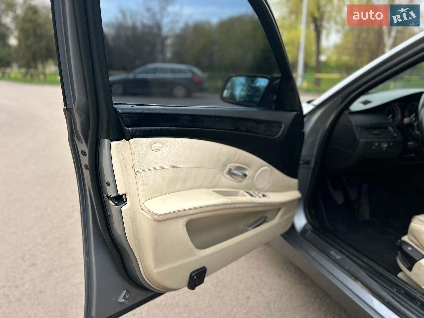 BMW 5 Series 2005 VIN WBANJ51060B409555 фото оголошення 25 з 51