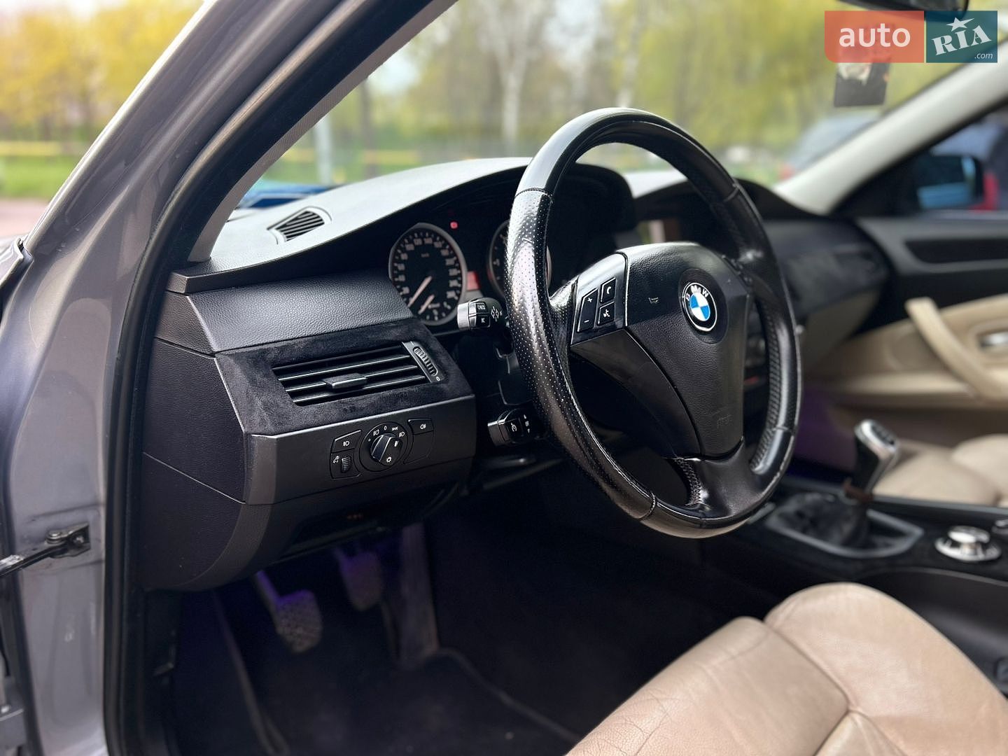 BMW 5 Series 2005 VIN WBANJ51060B409555 фото оголошення 27 з 51