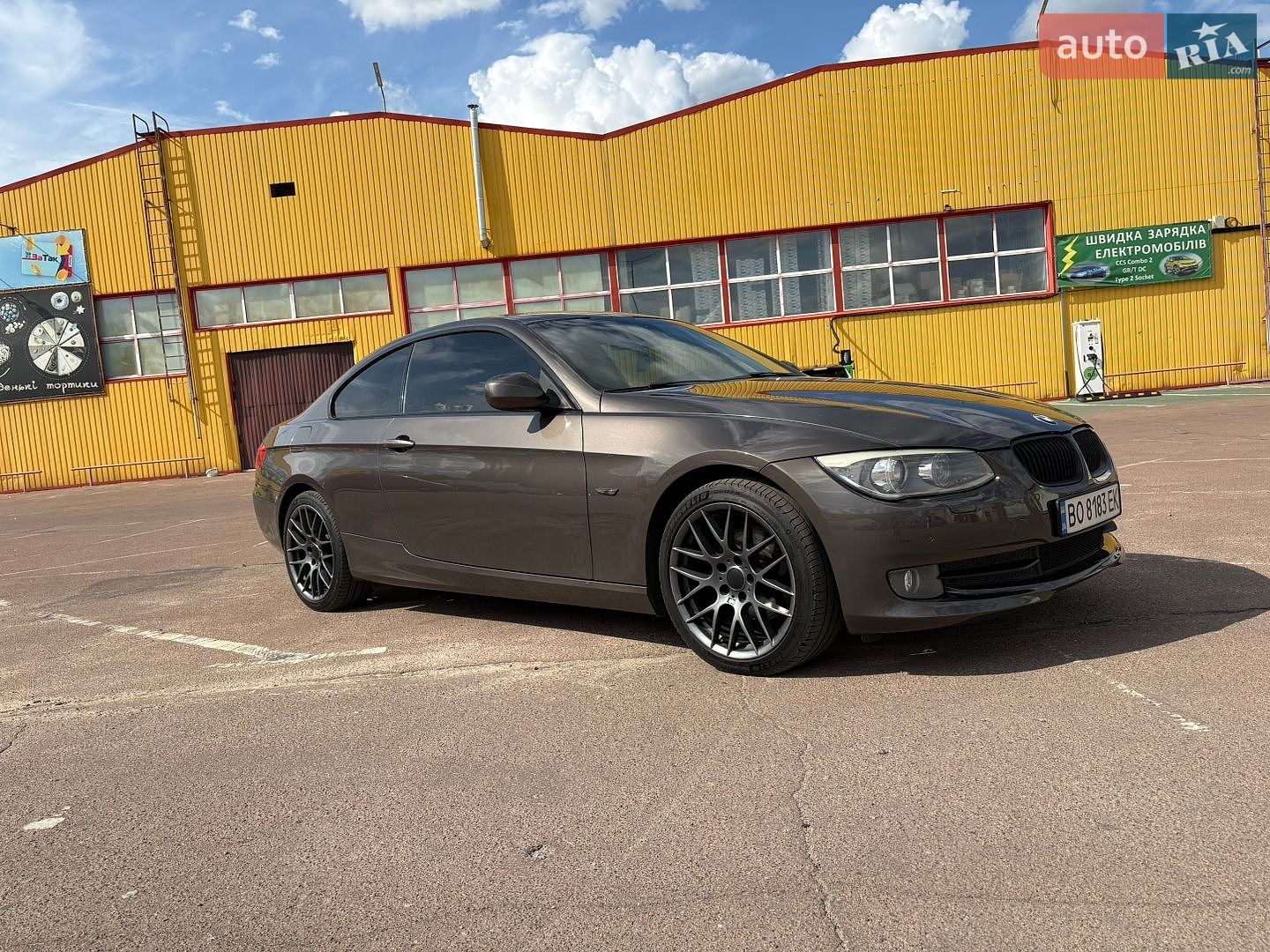 BMW 3 Series 2010 VIN WBAKK31070E250547 фото оголошення 9 з 11