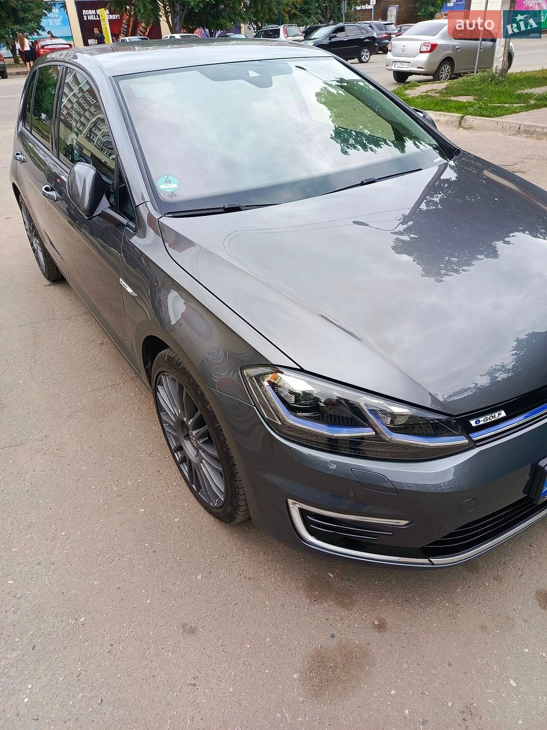 Volkswagen e-Golf 2018 VIN WVWZZZAUZJW909682 фото оголошення 35 з 51