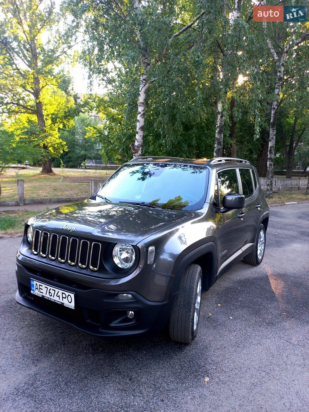 Jeep Renegade 2018 VIN ZACCJBBB9JPJ34387 фото оголошення 2 з 29
