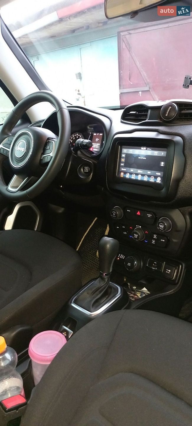 Jeep Renegade 2018 VIN ZACCJBBB9JPJ34387 фото оголошення 12 з 29