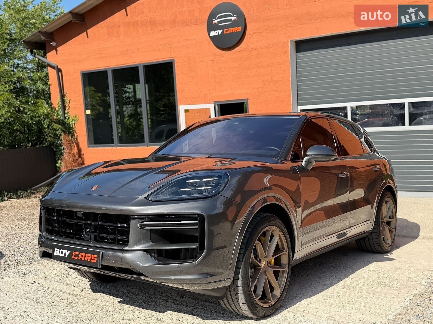 Porsche Cayenne 2023 VIN WP1AA2AY5RDA04955 фото оголошення 4 з 32