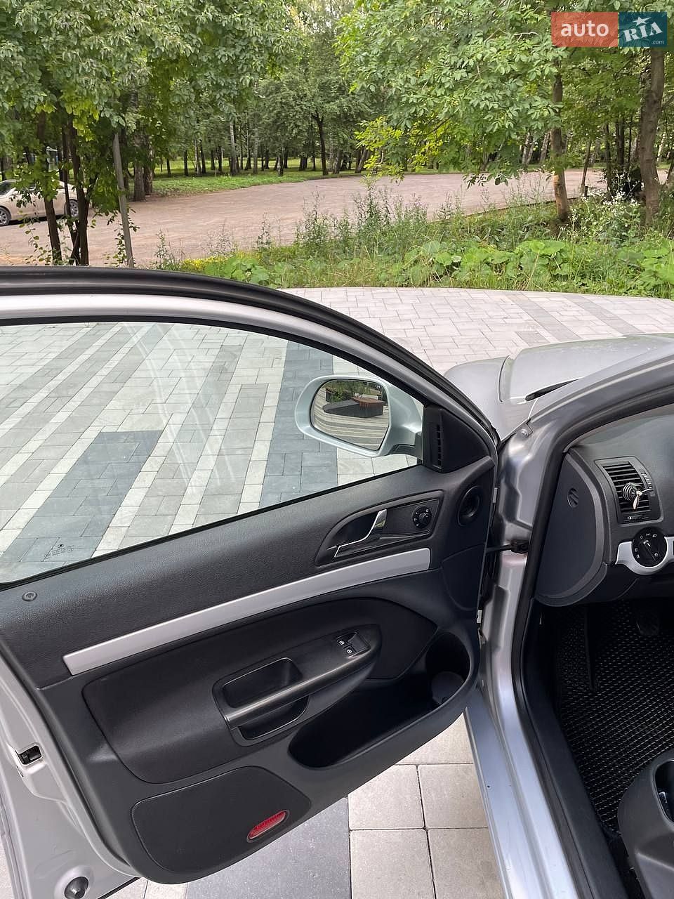 Skoda Octavia 2010 VIN TMBHM61Z0A8039021 фото оголошення 22 з 27
