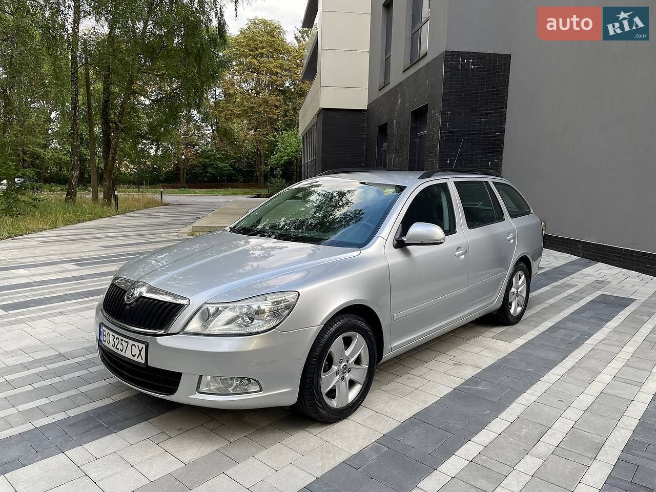 Skoda Octavia 2010 VIN TMBHM61Z0A8039021 фото оголошення 6 з 27