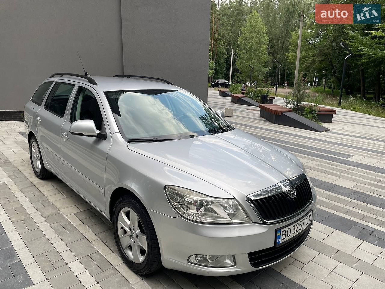 Skoda Octavia 2010 VIN TMBHM61Z0A8039021 фото оголошення 5 з 27