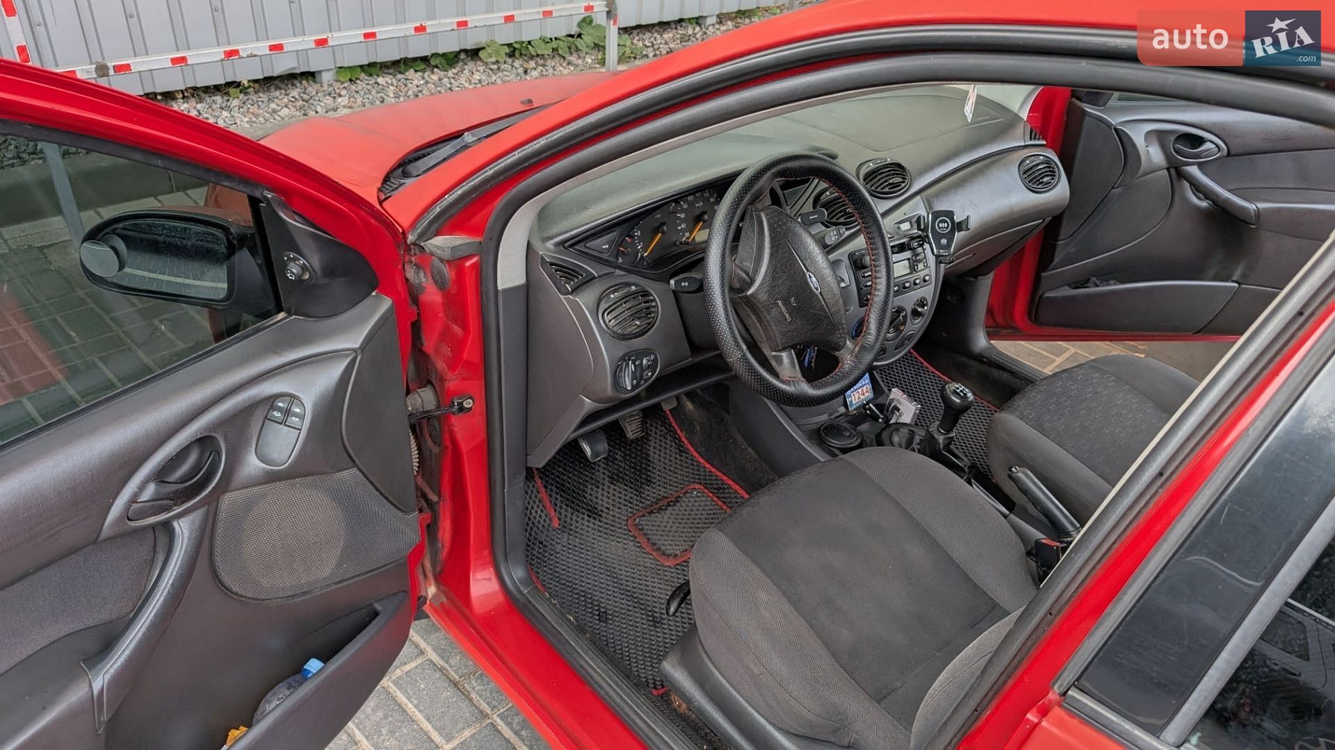 Ford Focus 2002 VIN WF0NXXWPDN2U17988 фото оголошення 7 з 15