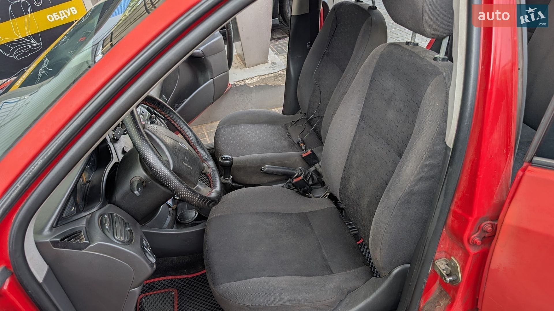 Ford Focus 2002 VIN WF0NXXWPDN2U17988 фото оголошення 13 з 15