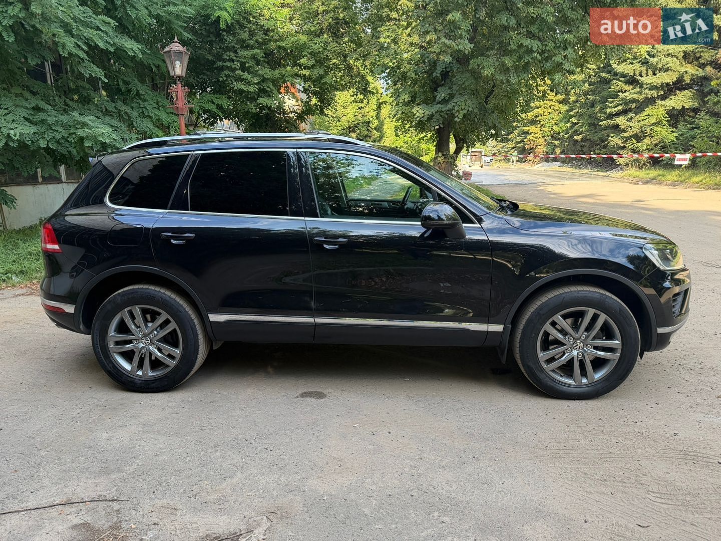 Volkswagen Touareg 2015 VIN WVGZZZ7PZGD011551 фото оголошення 4 з 31