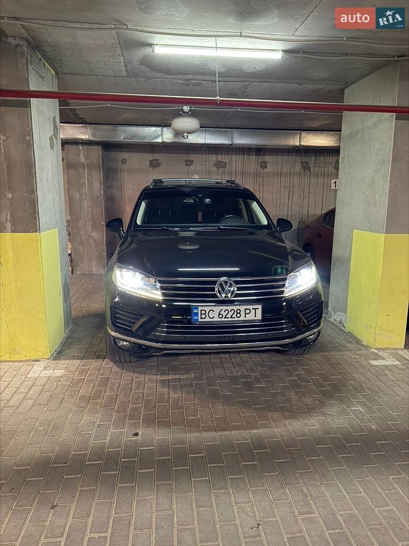 Volkswagen Touareg 2015 VIN WVGZZZ7PZGD011551 фото оголошення 29 з 31