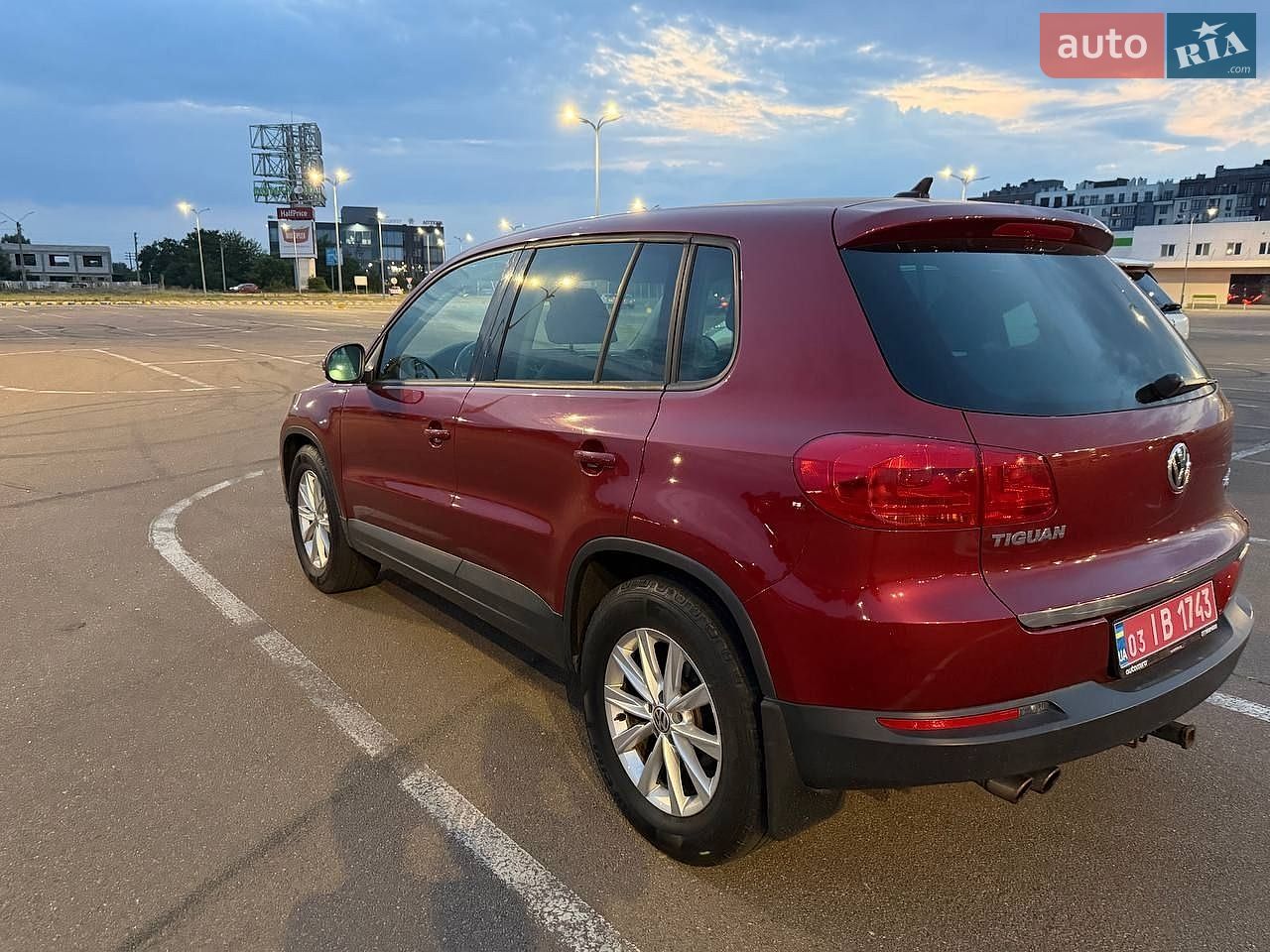 Volkswagen Tiguan 2013 VIN WVGBV3AX7EW046870 фото оголошення 4 з 13