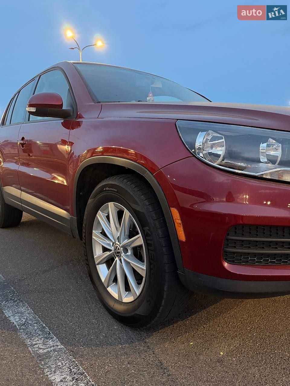 Volkswagen Tiguan 2013 VIN WVGBV3AX7EW046870 фото оголошення 8 з 13