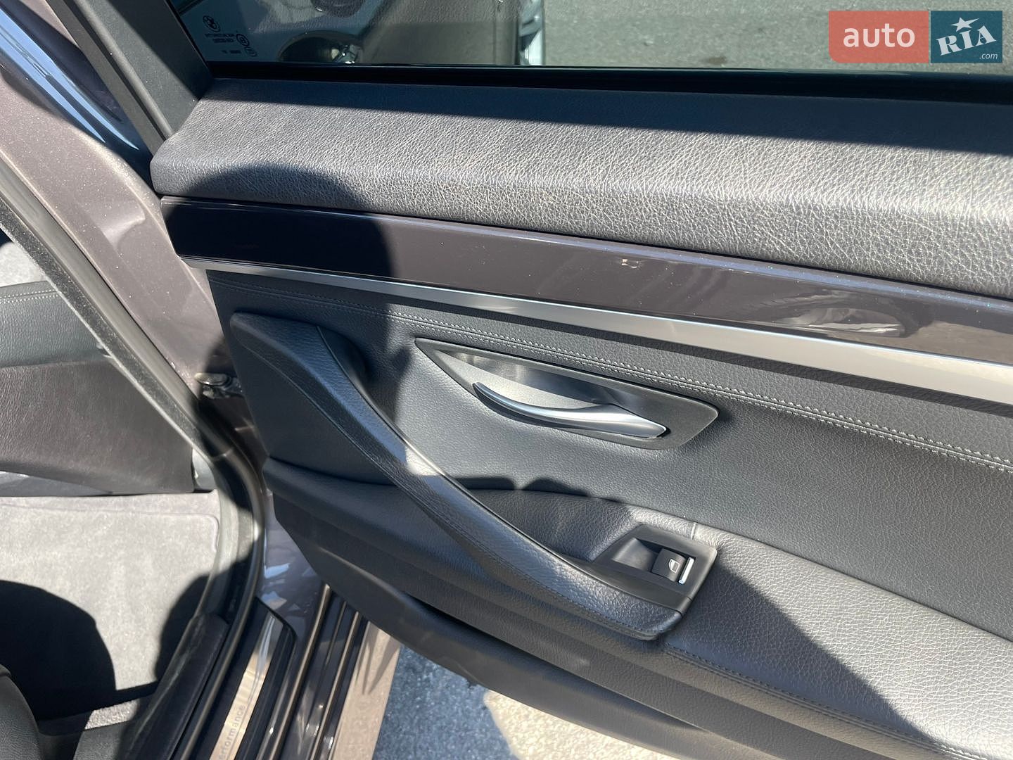BMW 5 Series 2011 VIN WBAMX11010C889095 фото оголошення 15 з 20