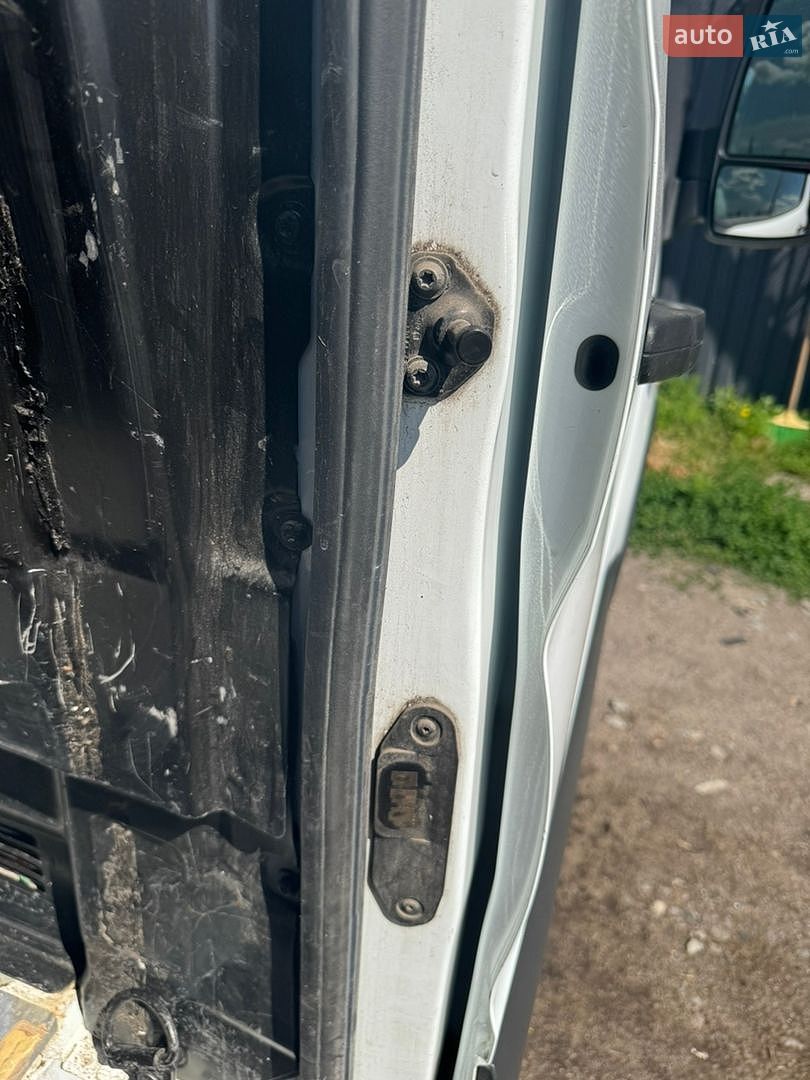 Ford Transit 2015 VIN WF0XXXTTGXFJ68029 фото оголошення 18 з 21