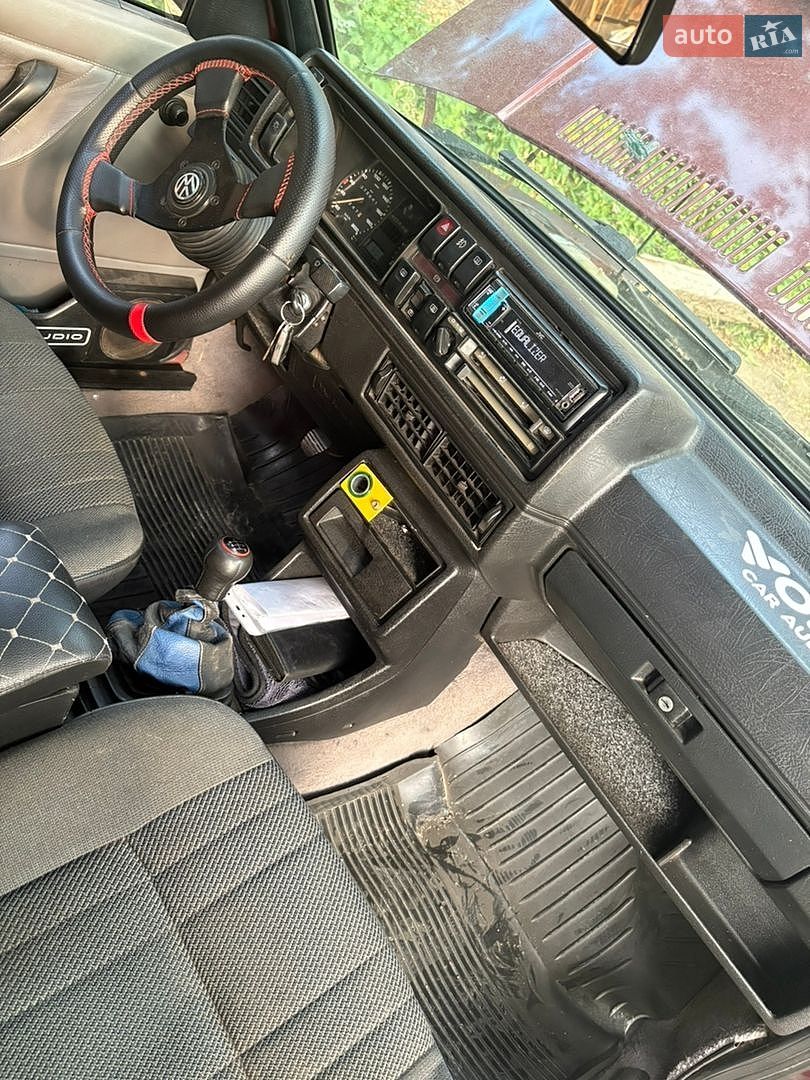 Volkswagen Golf 1988 VIN WVWZZZ19ZJW573350 фото оголошення 9 з 13