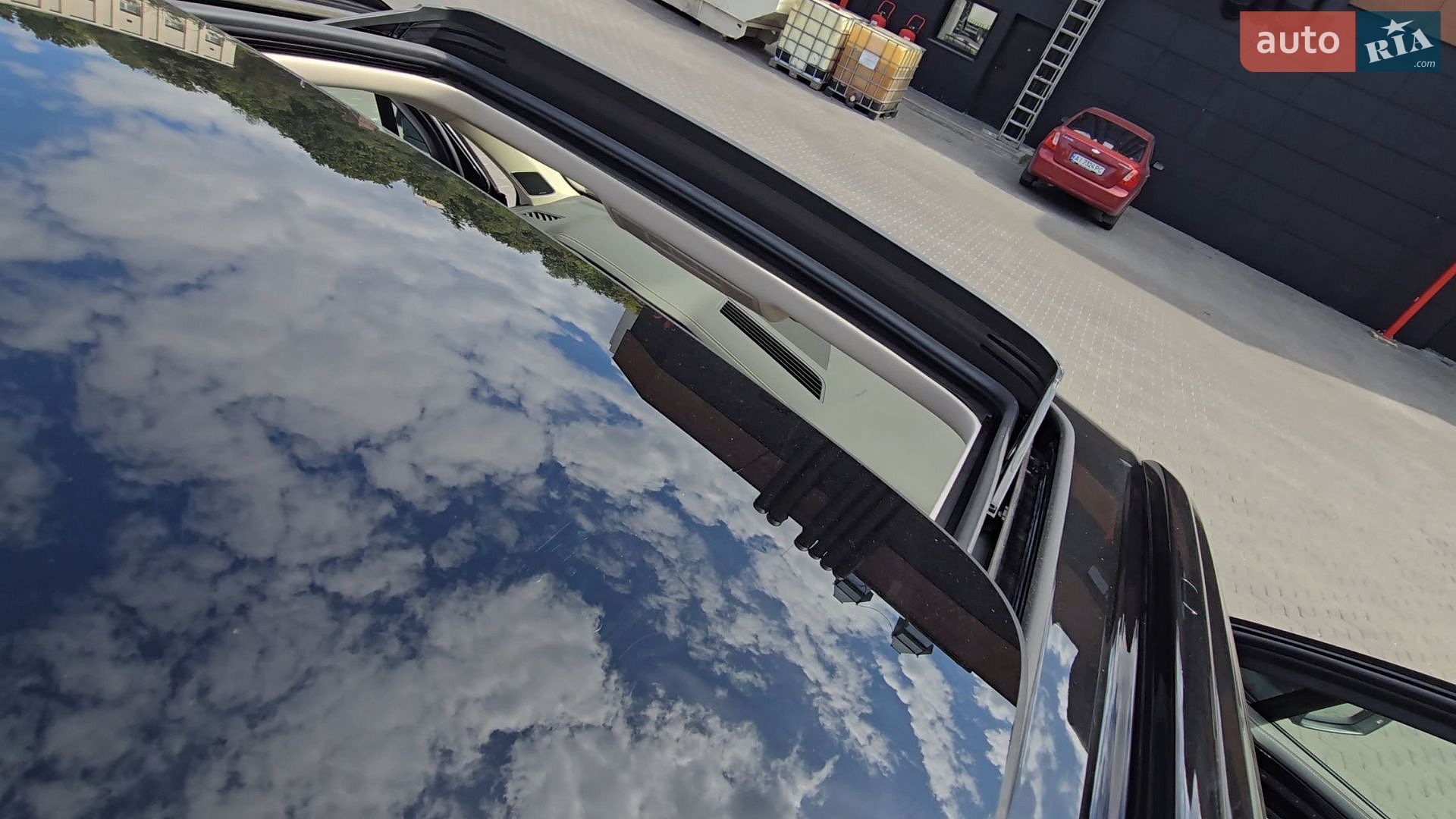 Volkswagen Touareg 2024 VIN WVGZZZCR1RD025129 фото оголошення 48 з 84