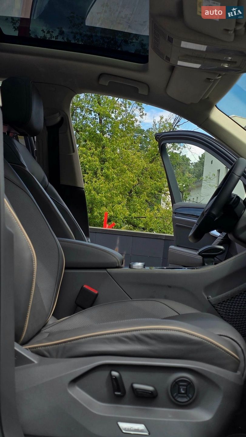 Volkswagen Touareg 2024 VIN WVGZZZCR1RD025129 фото оголошення 58 з 79