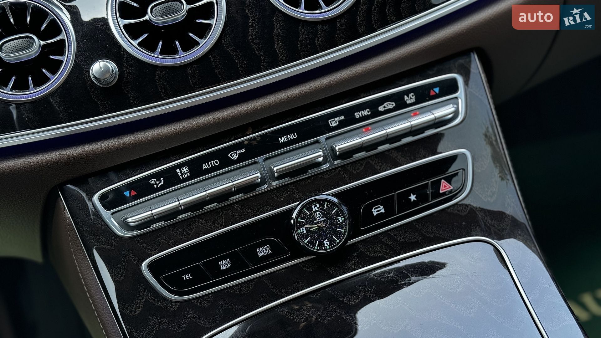 Mercedes-Benz E-Class 2021 VIN W1K2130051A953956 фото оголошення 9 з 24