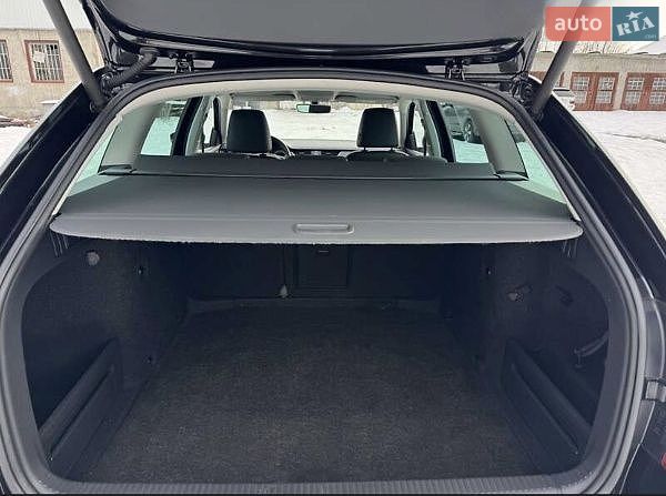 Skoda Octavia 2019 VIN TMBJJ7NE3L0050166 фото оголошення 3 з 10