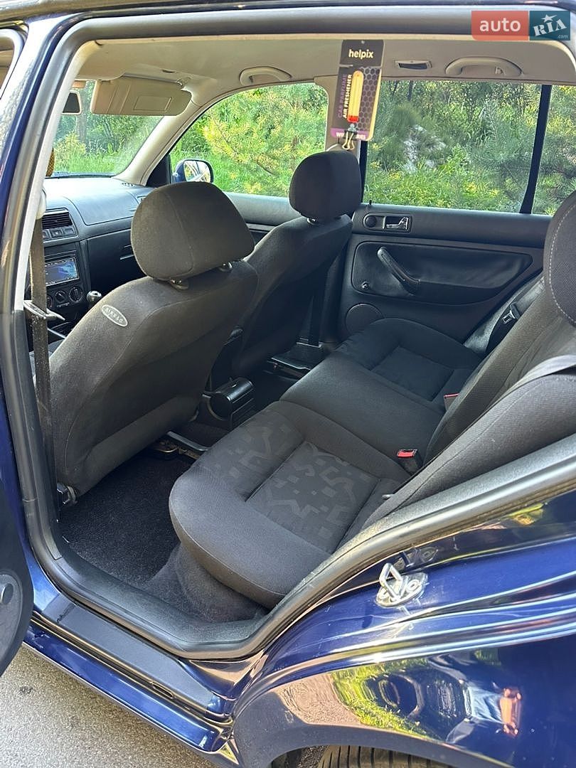 Volkswagen Golf 2000 VIN WVWZZZ1JZYU267610 фото оголошення 9 з 12