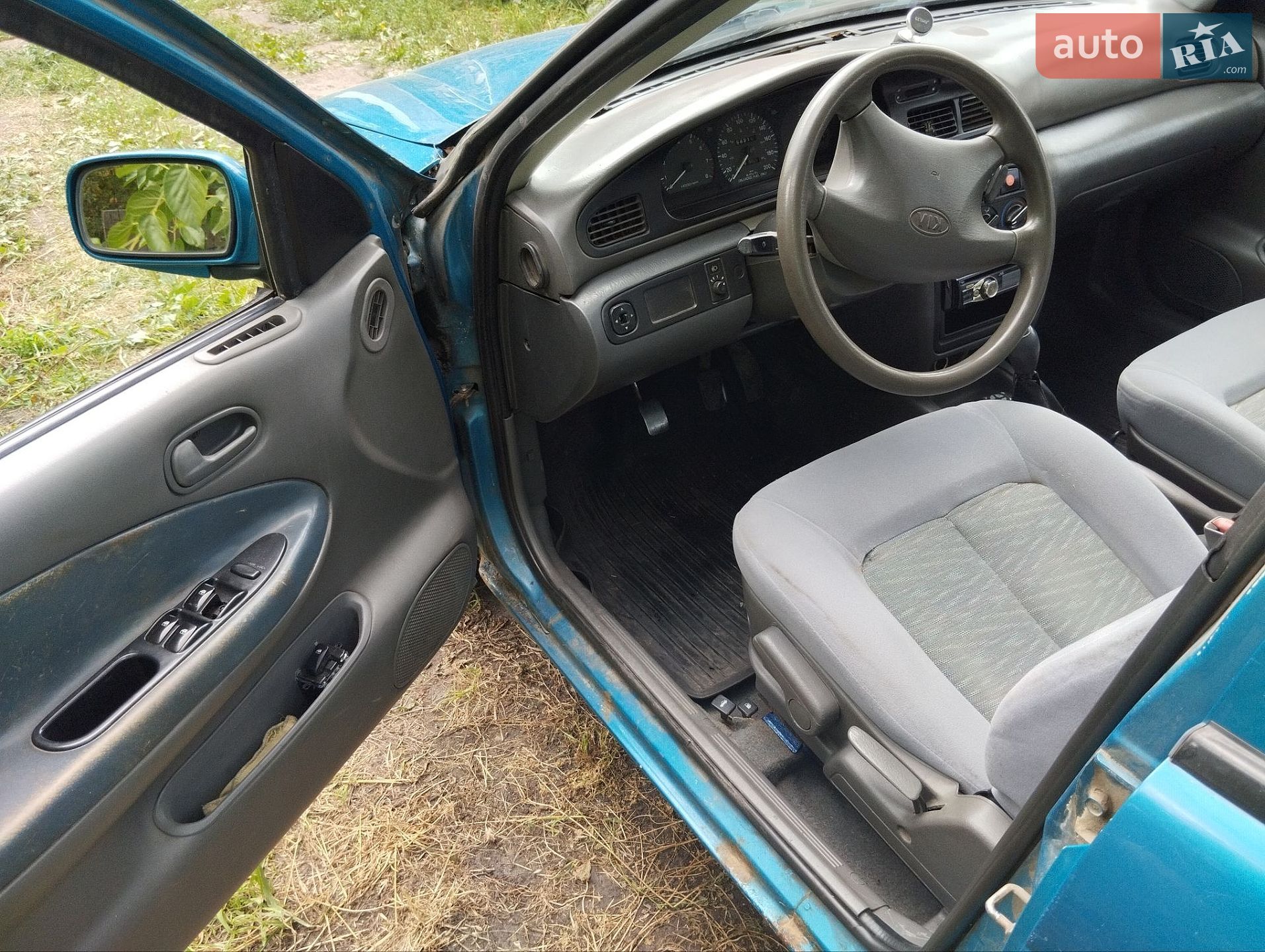 Kia Sephia 1997 VIN KNEFA2222V5456438 фото оголошення 2 з 6