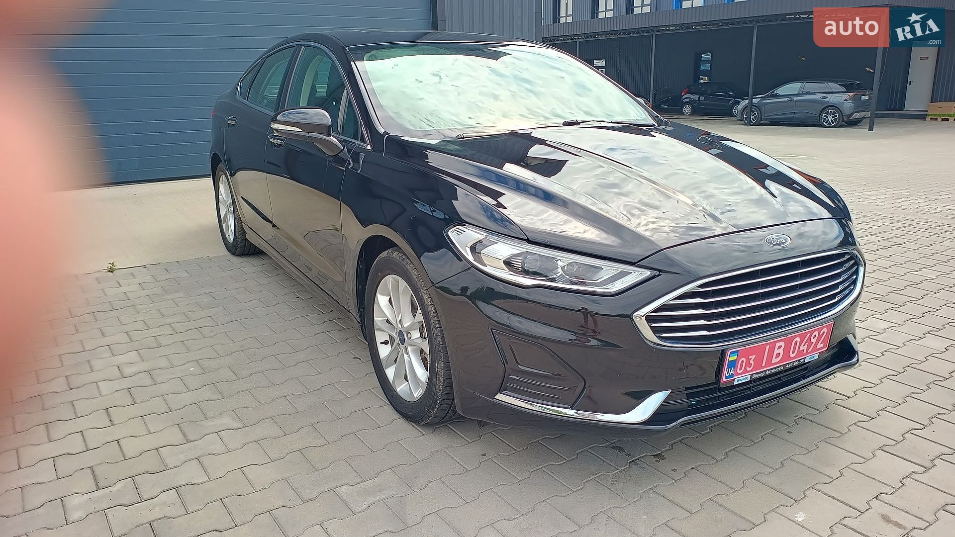 Ford Fusion 2019 VIN 3FA6P0MU9KR154380 фото оголошення 5 з 17
