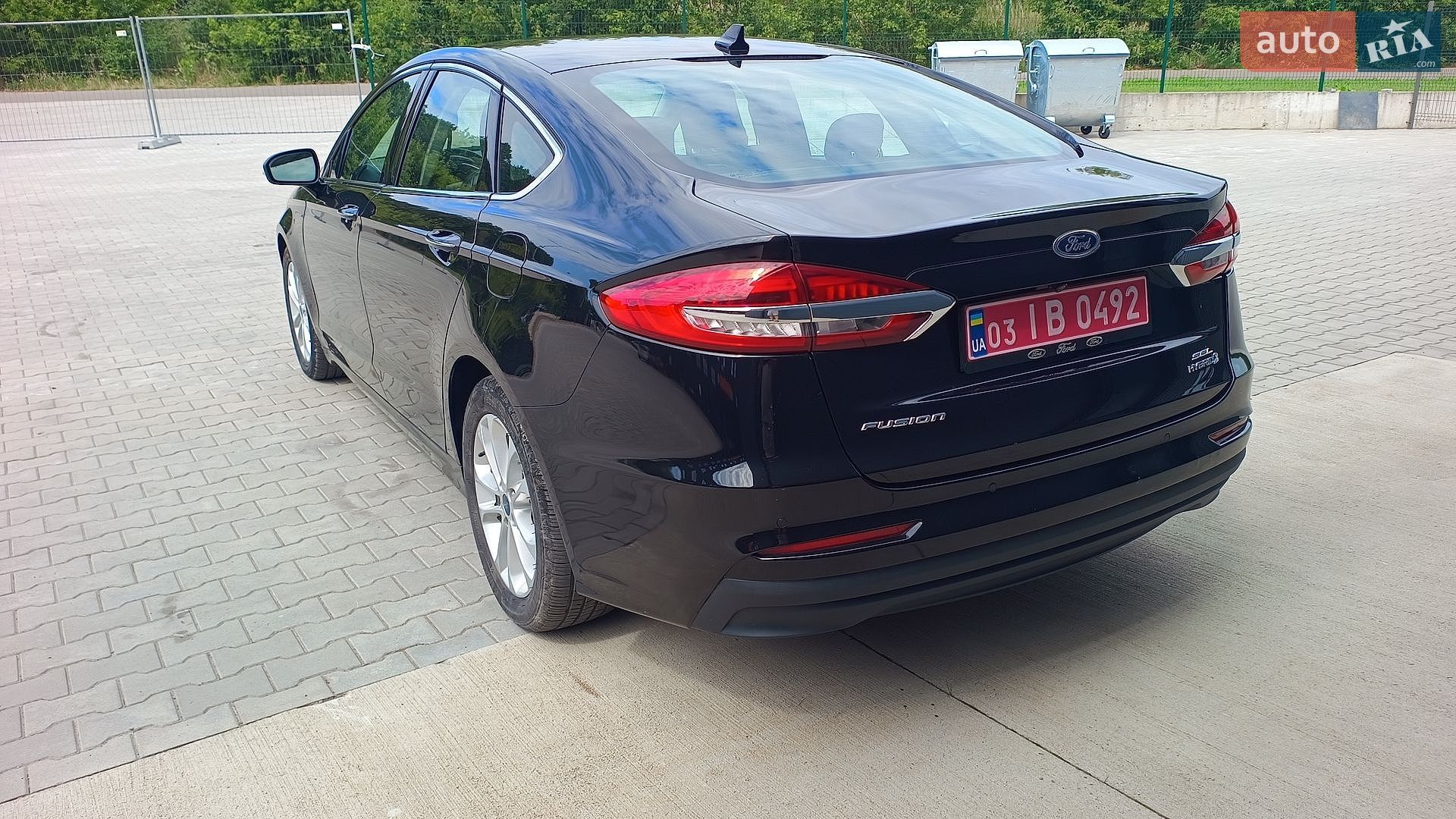 Ford Fusion 2019 VIN 3FA6P0MU9KR154380 фото оголошення 7 з 17