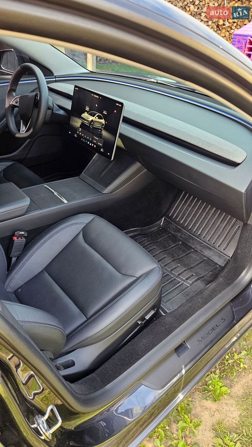 Tesla Model 3 2024 VIN 5YJ3E1EA8RF751609 фото оголошення 8 з 18