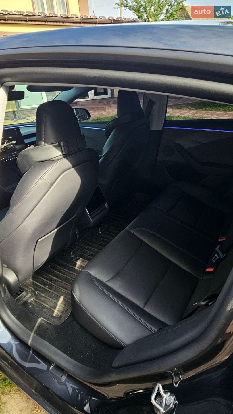 Tesla Model 3 2024 VIN 5YJ3E1EA8RF751609 фото оголошення 10 з 18