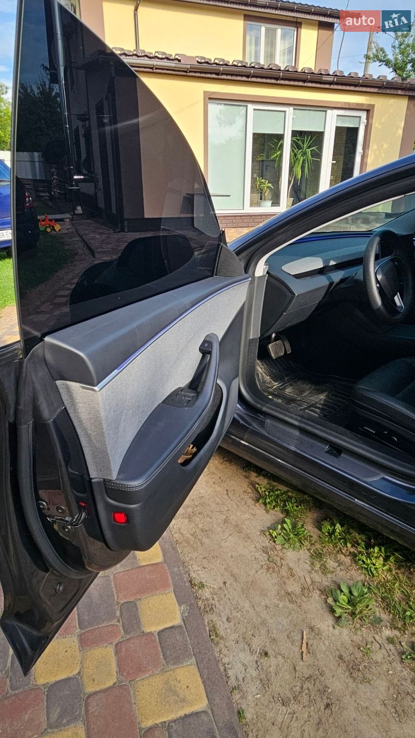 Tesla Model 3 2024 VIN 5YJ3E1EA8RF751609 фото оголошення 13 з 18