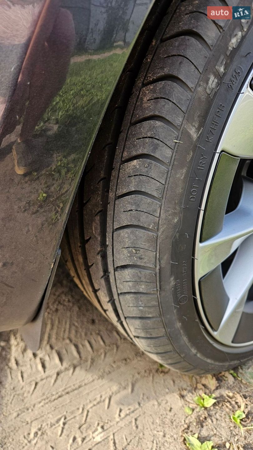 Tesla Model 3 2024 VIN 5YJ3E1EA8RF751609 фото оголошення 16 з 18
