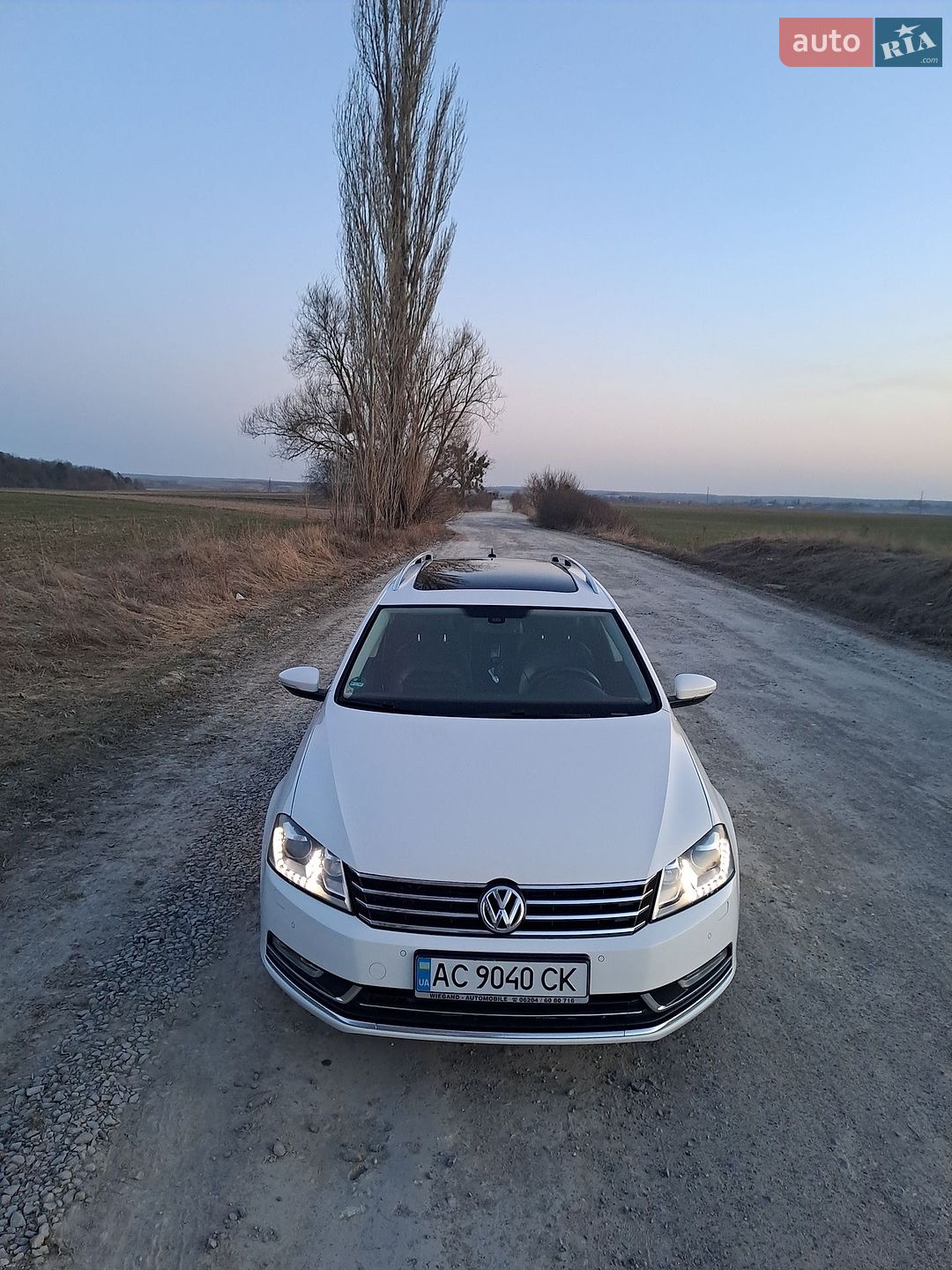 Volkswagen Passat 2012 VIN WVWZZZ3CZCE190035 фото оголошення 3 з 13