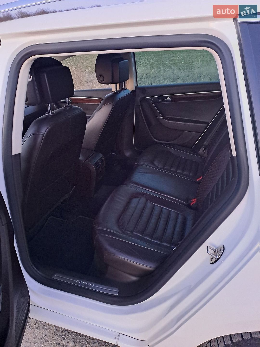 Volkswagen Passat 2012 VIN WVWZZZ3CZCE190035 фото оголошення 12 з 13