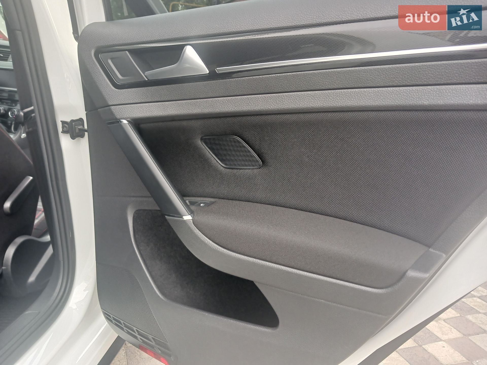 Volkswagen Golf GTI 2015 VIN 3VW4T7AU3FM100891 фото оголошення 33 з 37