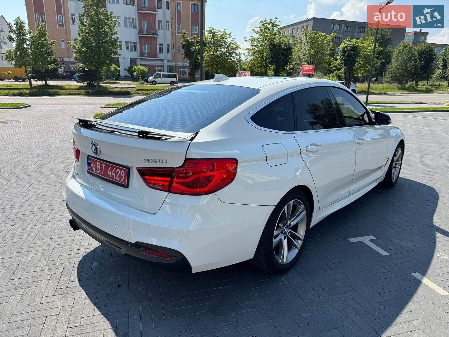 BMW 3 Series GT 2017 VIN WBA8Z9C57HG453049 фото оголошення 7 з 40