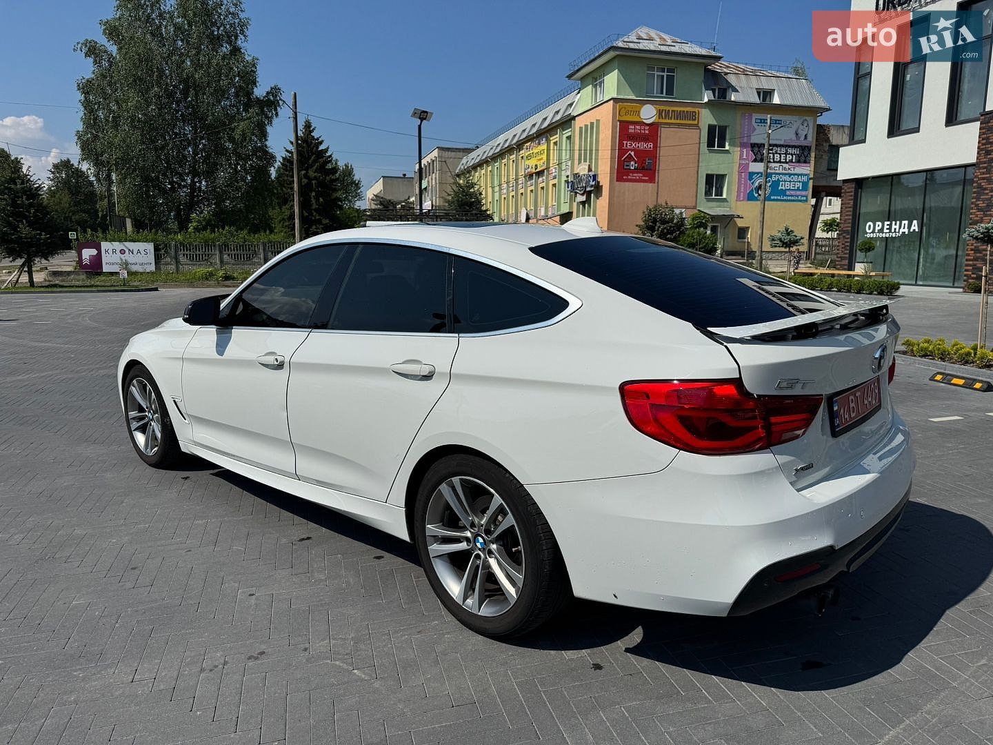 BMW 3 Series GT 2017 VIN WBA8Z9C57HG453049 фото оголошення 10 з 40