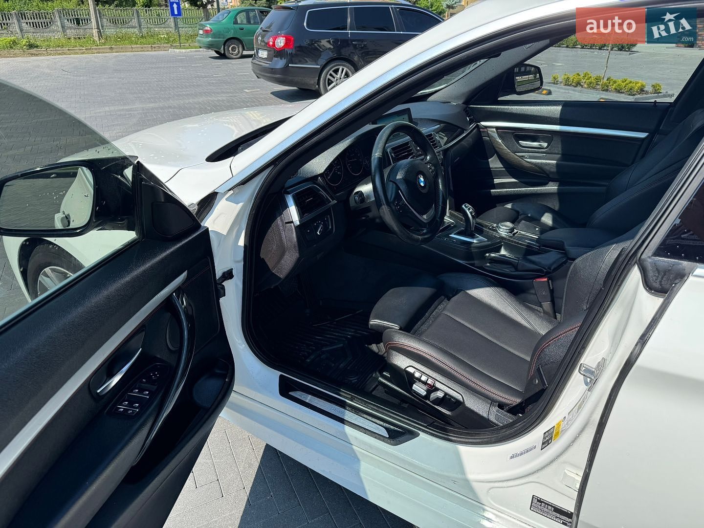 BMW 3 Series GT 2017 VIN WBA8Z9C57HG453049 фото оголошення 18 з 40