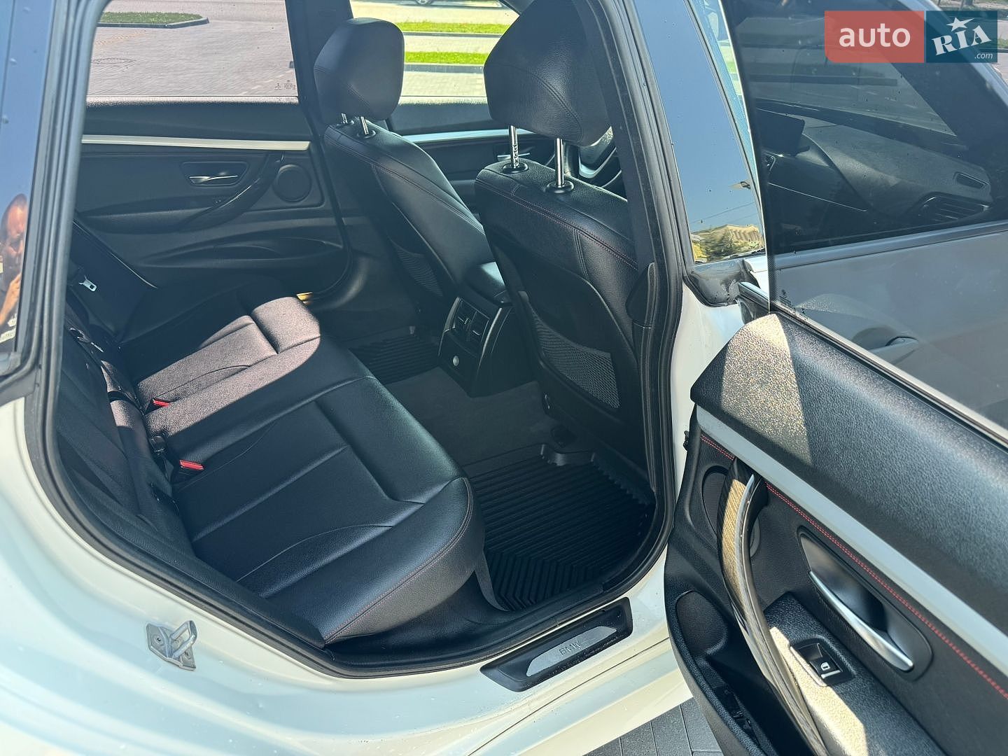 BMW 3 Series GT 2017 VIN WBA8Z9C57HG453049 фото оголошення 29 з 40